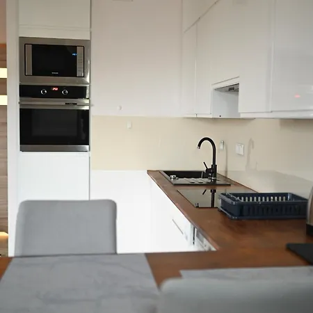 アパート Przy Metro Kondratowicza,targowek ワルシャワ