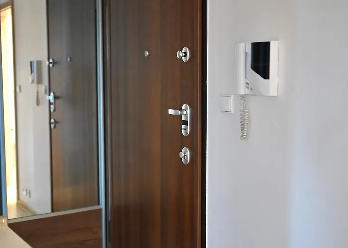 Przy Metro Kondratowicza,targowek